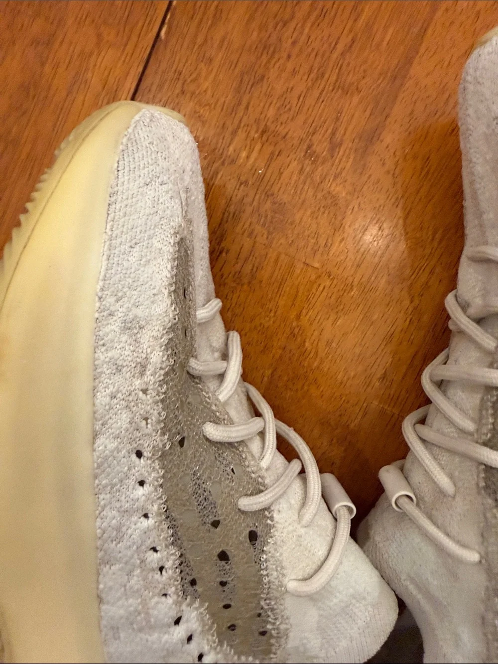 adidas Yeezy Boost 380 Calcite Glow GZ8668 2020 White Gray Primeknit size 9.5